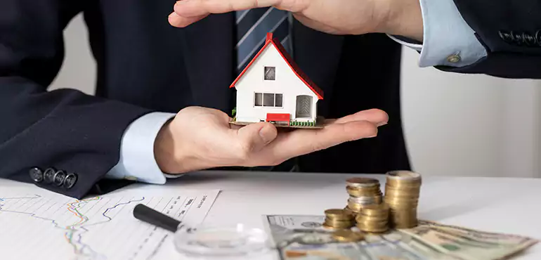 Who Do We Buy Houses From in Scottsdale, AZ?